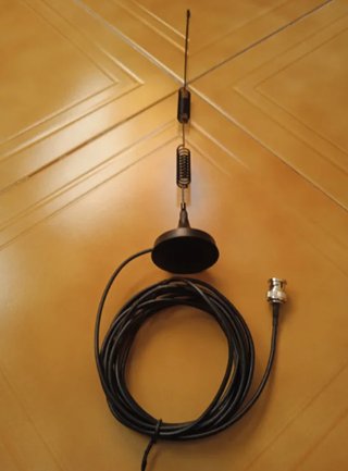 Receptor Uniden EZI33XLT Banda Aérea