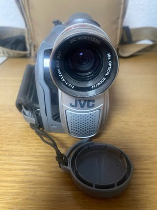 Videocamara JVC 700x