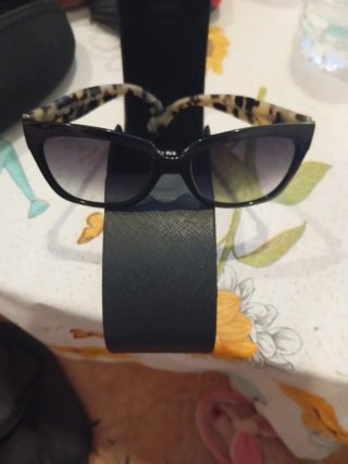 Gafas de sol Prada negras y multicolor de vista