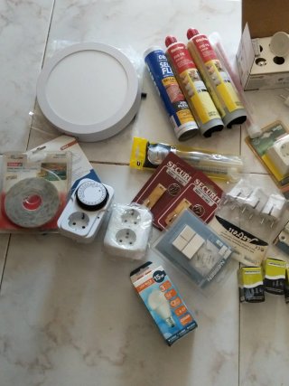 Lote material eléctrico y herramientas