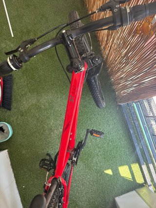 Bicicleta MTB Rockrider Roja
