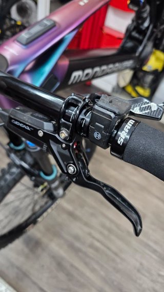 Mondraker Crafty Carbon XR