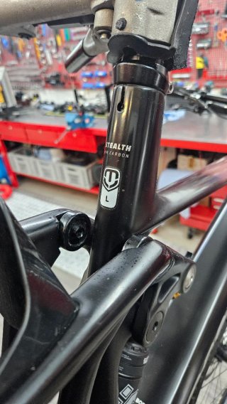 Mondraker Crafty Carbon XR