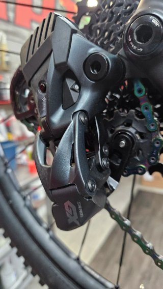 Mondraker Crafty Carbon XR