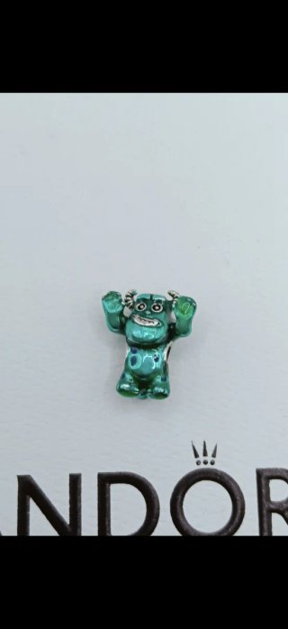 Pandora Charm Sully Monstruos S.A. Verde