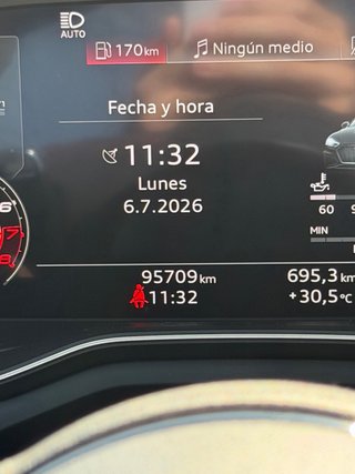 Audi RS4 2021