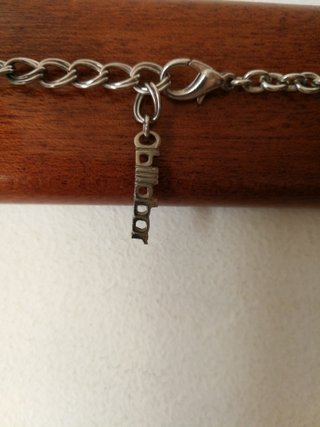 Collar Billabong surfero