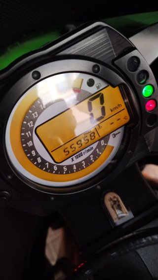 Kawasaki Ninja 636R Sportbike Verde