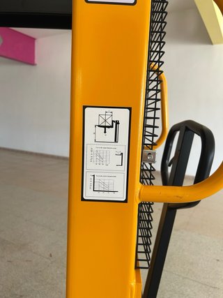 Transpaleta apiladora 1.6m