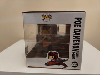 Funko Pop Poe Dameron con X-Wing 227
