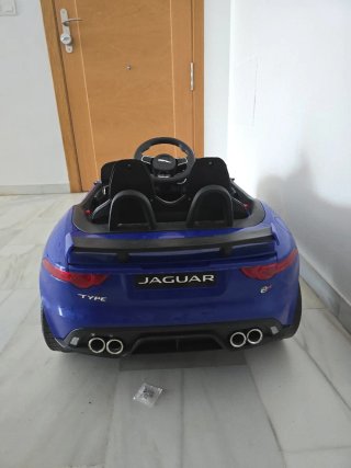 Coche eléctrico infantil azul
