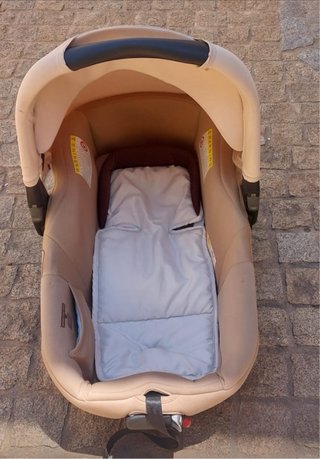 Carrito bebé con capazo y silla paseo. Marca Jane