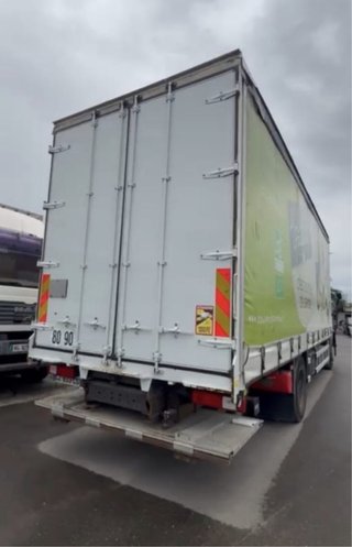 renault premiun 430 dci plataforma elevadora 8