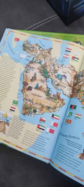 ATLAS INFANTIL El mundo + animales
