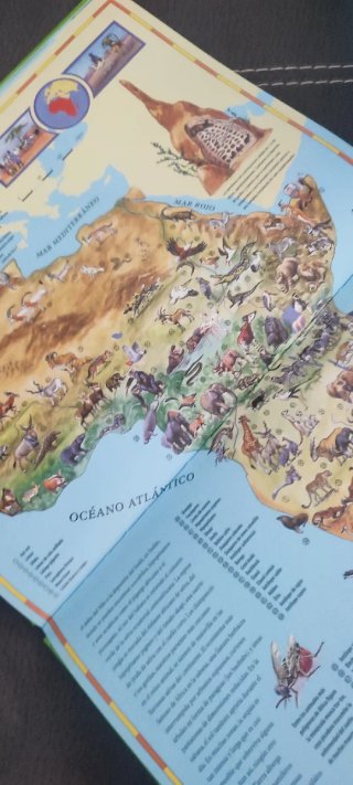ATLAS INFANTIL El mundo + animales