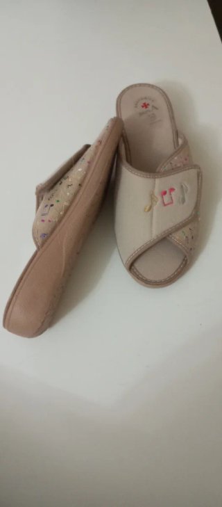 Zapatillas DONA A diseño musical