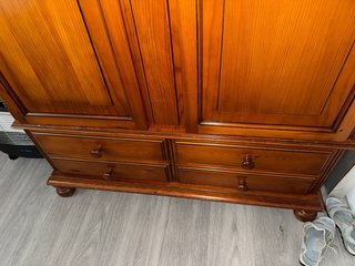 Armario vintage de madera. Urge venta.!