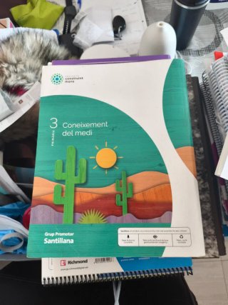 Libro de medi de 3 de primaria. Coneixement medi