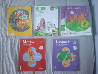 Lote de libros de Tercero de Primaria