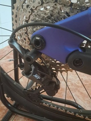 Bicicleta Montaña Eléctrica Morada talla S