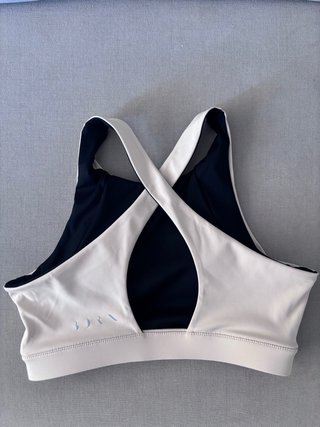 Top deportivo reversible Born