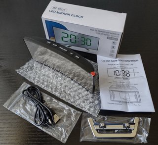 Reloj despertador, pantalla espejo 7” (18cm)
