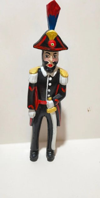 Carabiniere in legno dipinto a mano cm.27