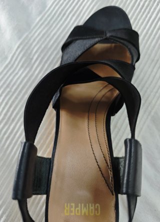 Sandalias cuña Camper negras T41