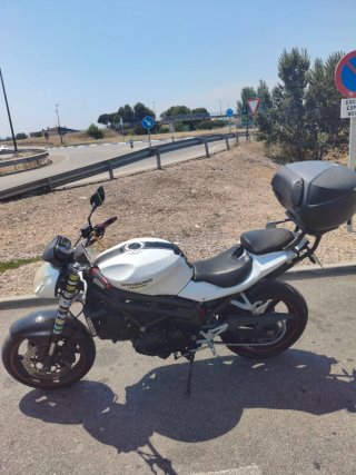 Hyosung GT 650 PEi 2016 - Limitada A2/Revisada