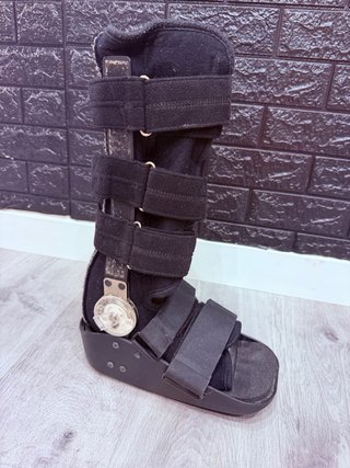 Bota Ortopédica DonJoy Negra