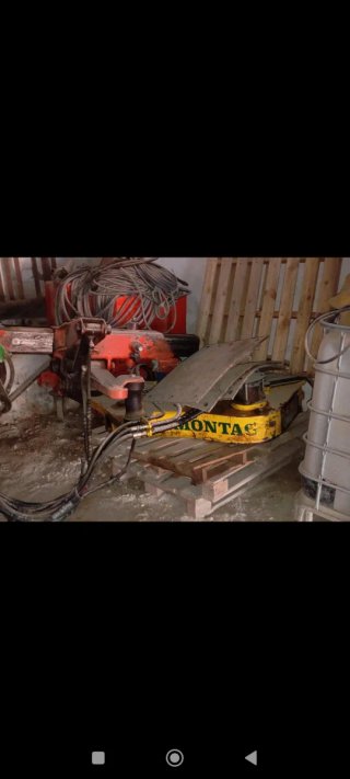 Tractor vibratorio Montabert