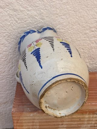 Jarra de Talavera pintada a mano