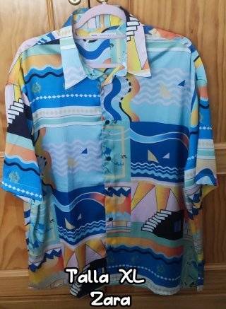Rebajada Camisa Zara Manga Corta Talla XL