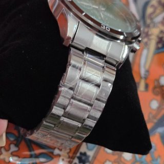 Reloj nuevo conCorrea Metal en caja