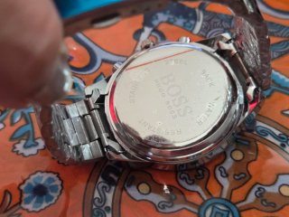 Reloj nuevo conCorrea Metal en caja