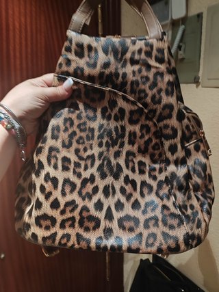 Mochila estampado leopardo