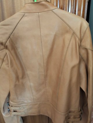 Chaqueta de piel Pertegaz