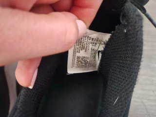 Zapatillas deportivas Nike negras y blancas