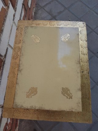 Mesa auxiliar o café Venecia vintage dorada retro