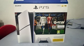 Playstation 5 Slim 1TB con mando
