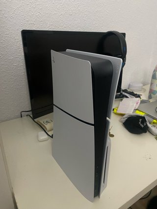 Playstation 5 Slim 1TB con mando