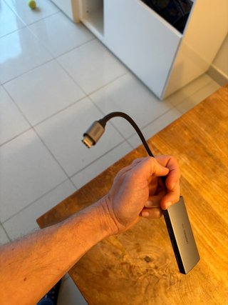 Hub 10 Gbps - 2 USB-C + 2 USB-A _ Rápido!