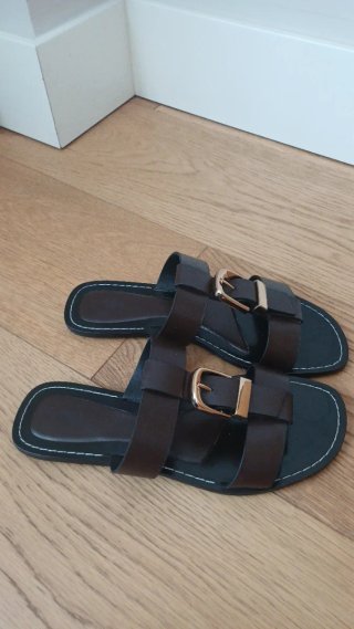 Sandalias Zara planas doble tira hebilla