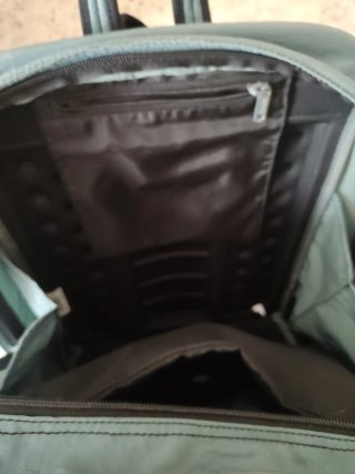 Mochila Hedgren Negra y Turquesa