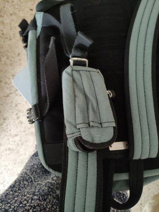 Mochila Hedgren Negra y Turquesa