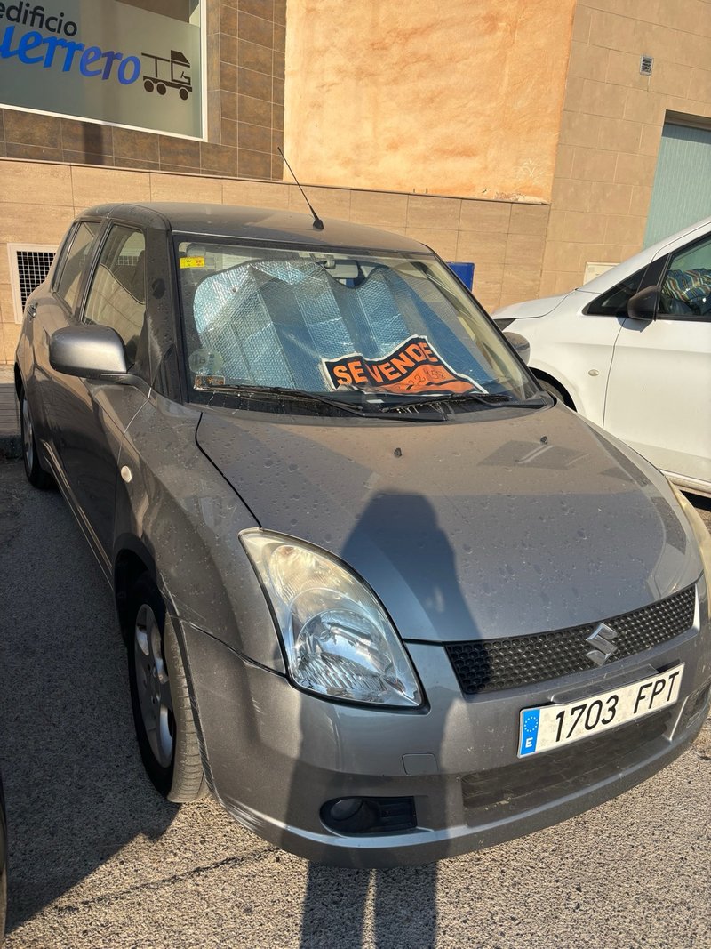 Suzuki Swift 2007 - foto 1
