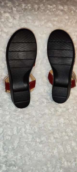 Sandalias Rojas Flores Talla 37 Nuevas