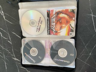 PlayStation 2 (PS2) Nera con accessori e giochi