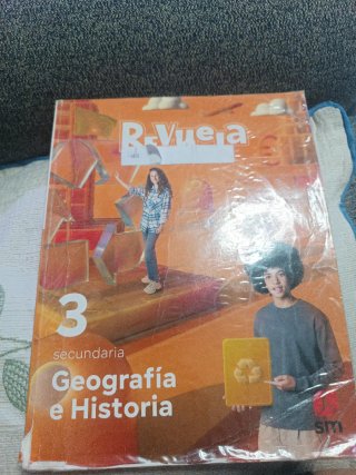 Geografía e Historia, 3 secundaria. Revuela
