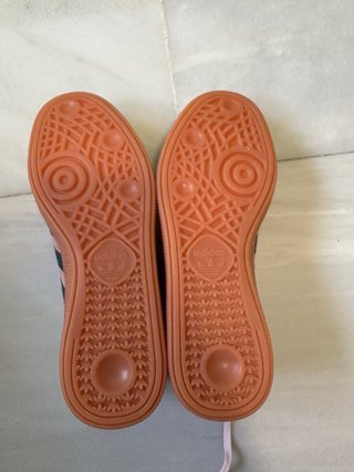 Adidas spezial